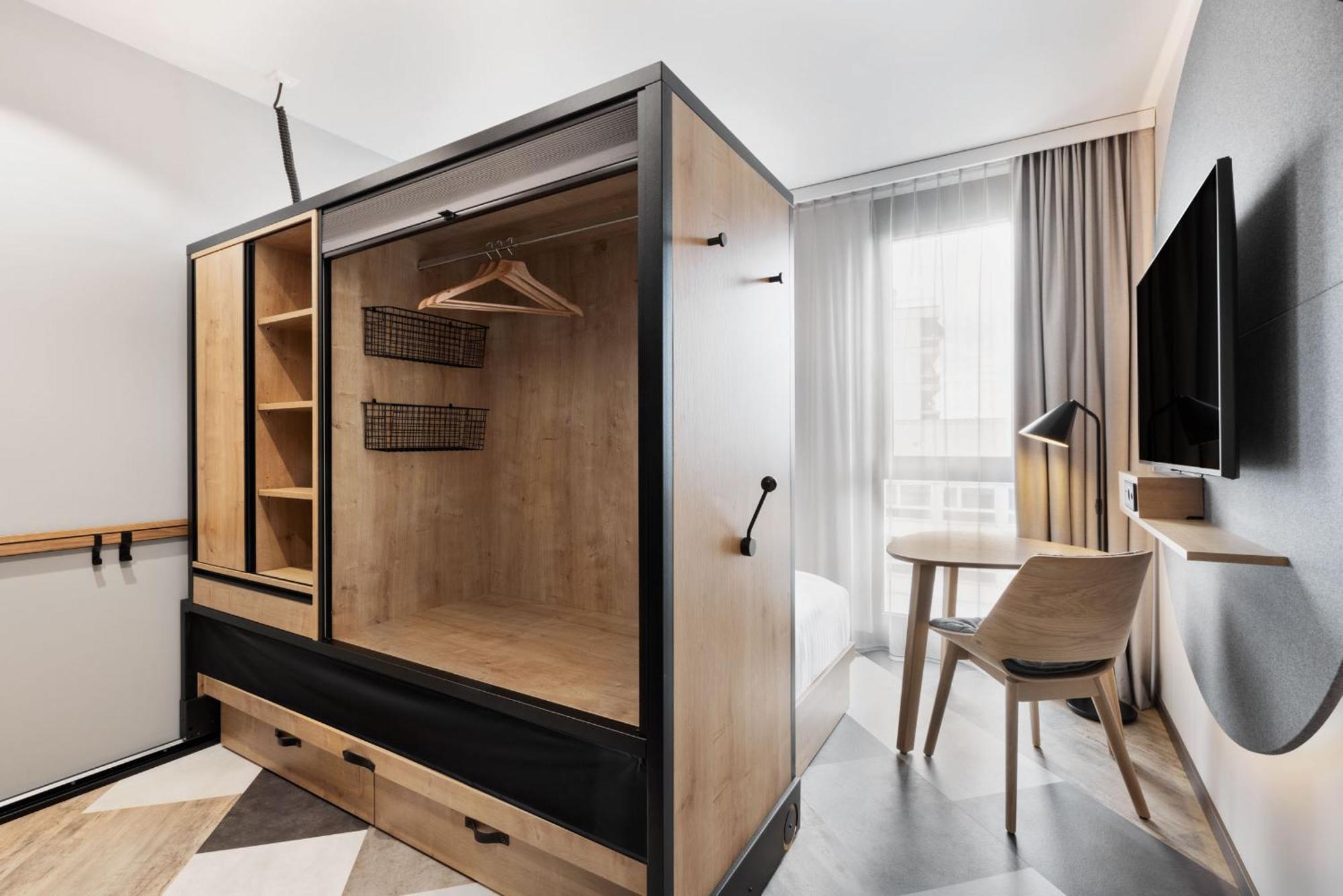 Stay Kooook Geneva City - Online Check In New Opening Екстер'єр фото