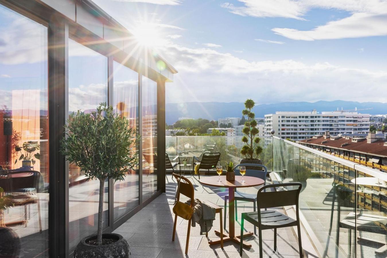 Stay Kooook Geneva City - Online Check In New Opening Екстер'єр фото